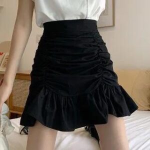 Mini Skirt: A Study in Shape and Movement mini skirt fashion styling inspiration