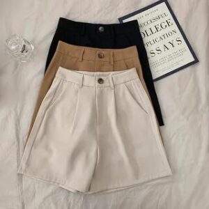 high-waisted shorts fashion styling inspiration