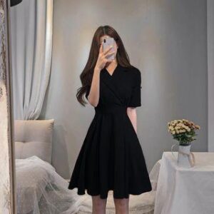 Feminine Dress: Versatility Without Overstyling — Style Journal Feminine Dress fashion styling photograph