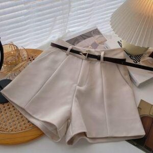 Feminine Mini Skirt: A Considered Take on Casual Dressing feminine mini skirt fashion styling inspiration
