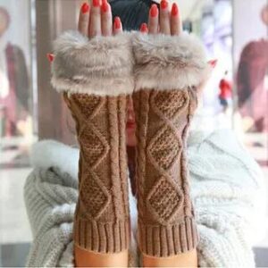 Fluffy Trim Cable Knit Arm Sleeves Black | Kinoxslone 226119027