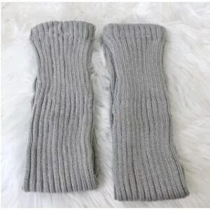 Slouchy Leg Warmers fashion styling inspiration