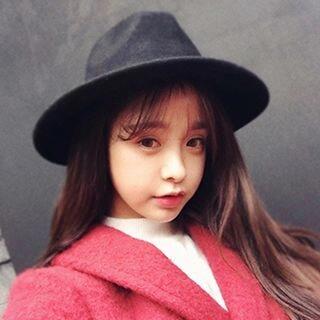 Felt Wide-Brimmed Hat Black by Pompabee