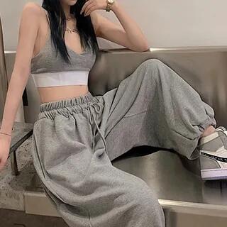 Set: Crop Camisole Top + Sweatpants Set of 2 - Camisole Top & Sweatpants - Gray by Bigfol