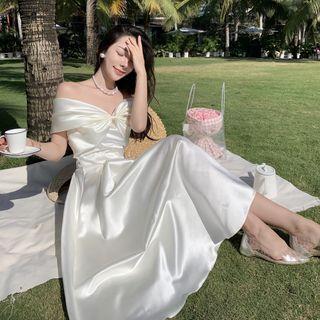 Off-Shoulder Plain A-Line Cocktail Dress White by Morning Glory