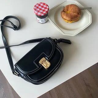 Flap Crossbody Bag Black by Indenis