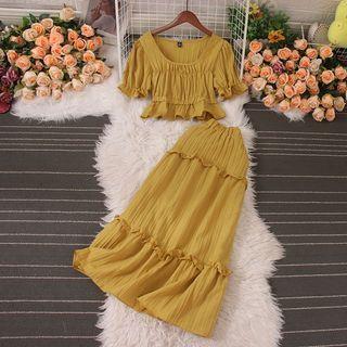 Set: Short-Sleeve Square Neck Plain Cropped Blouse + Elastic Waist Tiered Midi A-Line Skirt Yellow by Daybreak