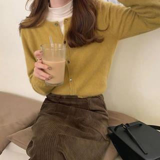 Plain Cardigan Yellow by Muezz