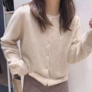 Cardigan fashion outfit inspiration