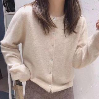 Plain Cardigan Almond by Muezz