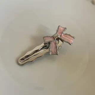 Bow Alloy Hair Clip Pink | Sharkkira by Sharkkira