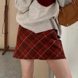 Flowing Midi Skirt: Creating Balance Through Silhouette flowing midi skirt fashion styling inspiration