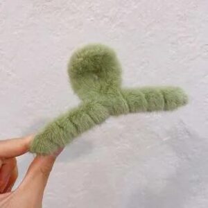 Fluffy Hair Claw Light Green | Kiren 251236880