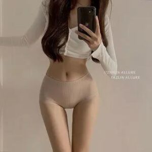 Intimate Separates fashion styling photograph