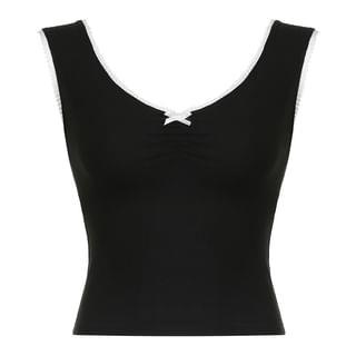 V-Neck Lace-Trim Slim-Fit Crop Tank Top Black by Sosana