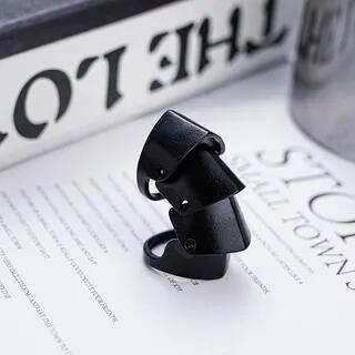 Armor Ring Black | Lilafey by Lilafey