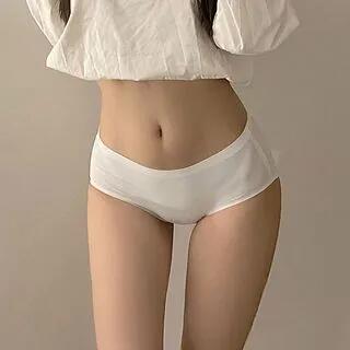 Plain Seamless Panty White by Croix