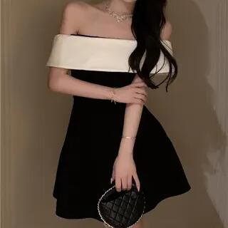 Off-Shoulder Two-Tone Ruffled Mini A-Line Dress Black & White by JIYON