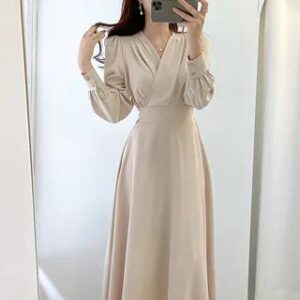 Feminine Dress: Balancing Texture and Silhouette — Modern Classics Feminine Dress fashion styling photograph