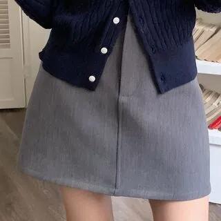 Short-Sleeve Crew Neck Plain Tee / High Rise Mini A-Line Skirt Skirt - Gray by monroll
