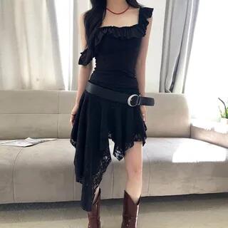 Square-Neck Ruffled-Trim Plain Slim-Fit Crop Tank Top / Low Waist Lace See-Through Asymmetric-Hem Mini Skirt Top - Black by Sosana