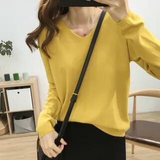 Long-Sleeve V-Neck Knit Top Curcumin by Weelop