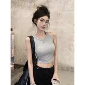 Grey Sleeveless Tank: The Art of Effortless Styling Grey Sleeveless Tank fashion styling inspiration