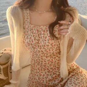 Beige Ruched Square-Neck Top fashion styling inspiration