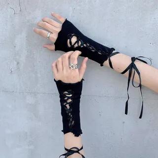 Plain Lace Up Arm Sleeves Short - Black by Miumi