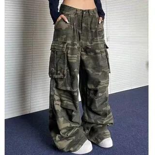 Low Rise Camouflage Pocket Loose-Fit Wide-Leg Cargo Pants Camouflage by Sosana