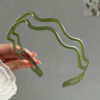 Wavy Resin Layered Headband Green by moliveny