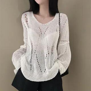 Long-Sleeve V-Neck Plain Ribbed Top White by monroll