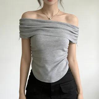 Off Shoulder Short Sleeve Plain Cropped Top White by HYAKU