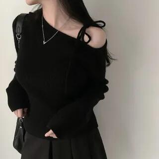 Long-Sleeve Cold-Shoulder Plain Ribbed Knit Top Black by Sosana
