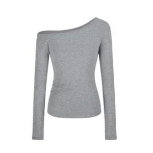 Why a Grey Fitted Long-Sleeve Top Deserves a Place in Your Wardrobe Grey Fitted Long-Sleeve Top fashion styling inspiration