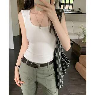 Scoop-Neck Plain Tank Top White by Bolgivy