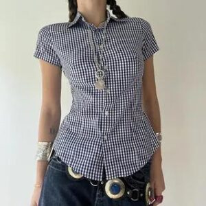 Grey Button-Front Blouse fashion styling inspiration