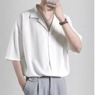 Short-Sleeve Plain Shirt White by GRAYCIOUS