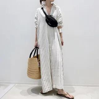 Long-Sleeve Striped Maxi Shirt Dress Black Stripes - White by Lewwe