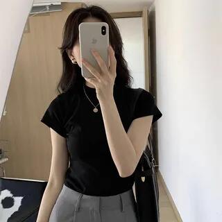Short-Sleeve Crew Neck Plain T-Shirt Black by ANORA