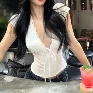 Short-Sleeve V-Neck Plain Lace Trim Cropped T-Shirt White 281519958
