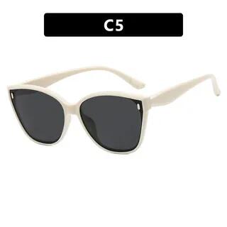 Cat Eye Plastic Sunglasses C5 - Off-White Frame - Gray | iLANURA by iLANURA