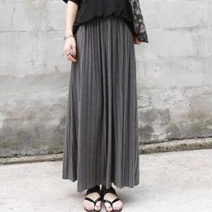 Floaty Midi Skirt: A Fresh Spin on Wardrobe Essentials floaty midi skirt fashion styling inspiration