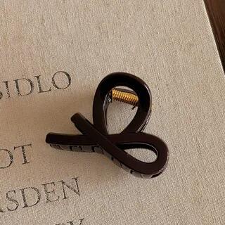 Curve Resin Hair Claw Clip Dark Coffee | LIDO by LIDO