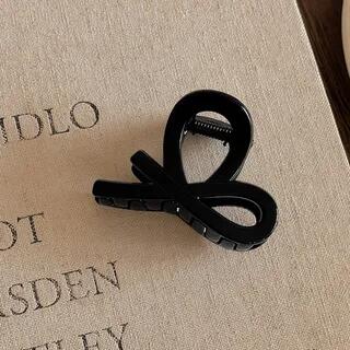 Curve Resin Hair Claw Clip Glossy Black | LIDO by LIDO