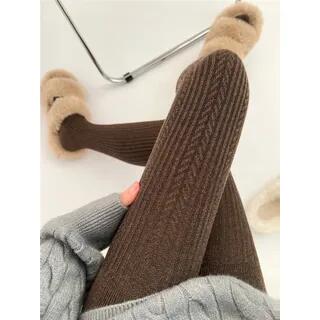 Plain Cable-Knit Tights With Lining Edition - Dark Coffee by Melon Juice