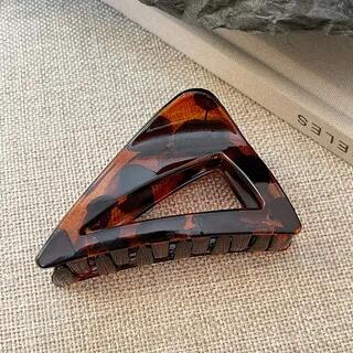 Triangle Hair Claw 14 - Patent - Tortoiseshell - Brown | Daeuni by Daeuni