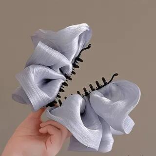 Ruffled Hair Clip Gray | LIDO by LIDO