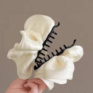 Ruffled Hair Clip White | LIDO 282327415
