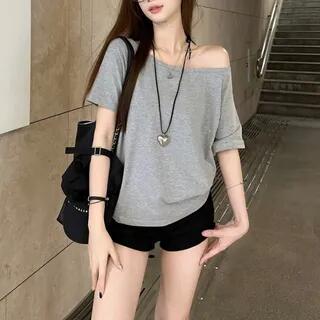 Short-Sleeve Boat Neck Plain Loose-Fit Tee Plain - Gray by Bolgivy